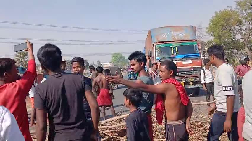 kanchenjunga में पानी के लिए hartal हो रहा है