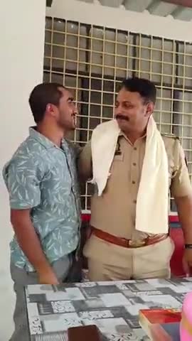 बड़े भईया थाना अध्यक्ष 
आसपुर देवसरा श्रीं संतोष सिंह जी के विदाई समारोह कार्यक्रम में सम्मिलित हुआ 💐 #anujpratp99_jsdl