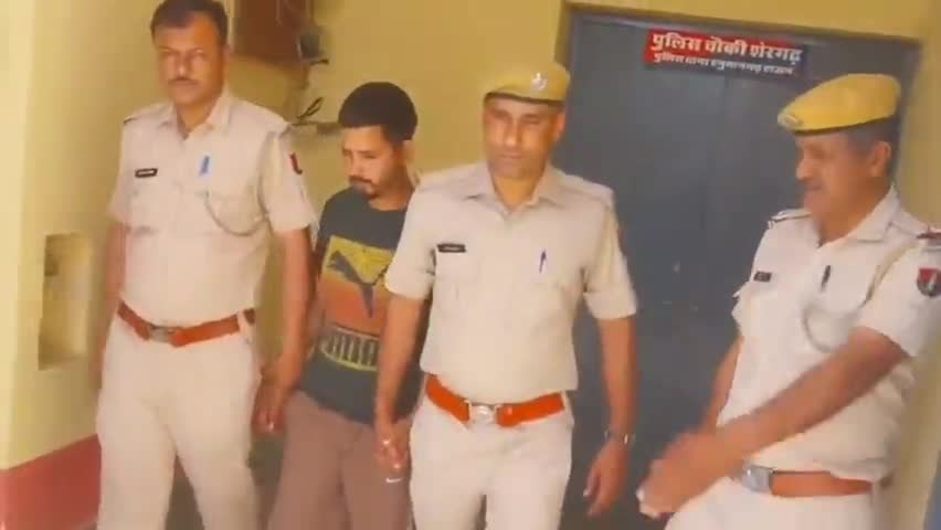 हनुमानगढ़: मटोरियावाली ढाणी गांव में पुलिस ने अवैध देशी #पिस्तौल सहित एक युवक को किया गिरफ्तार, आर्म्स एक्ट में मामला हुआ दर्ज