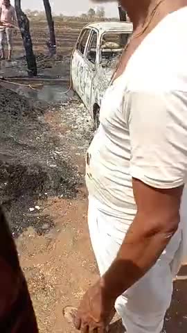 टुइयाखेडा में आग लगती हुई रावी माहाराज के यहाtui