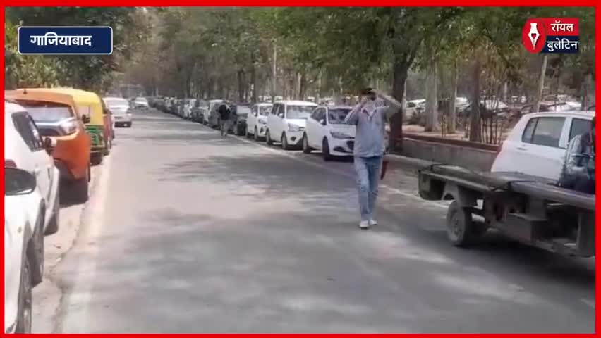 अप्रैल में ही तपने लगी दिल्ली-एनसीआर, जून-जुलाई जैसी भीषण गर्मी ने बढ़ाई लोगों की परेशानी
#delhincr #DelhiNCRproperty #tamprechar
