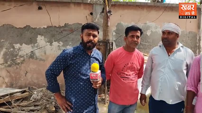 फरीदाबाद (खबर) चिमनी बाई चौक पर रोड़ साइड बनी दुकानों के मालिक नगर निगम की तोड़फोड़ से परेशान, चाहते हैं स्थायी समाधान। #फरीदाबाद 
Municipal Corporation of Faridabad
