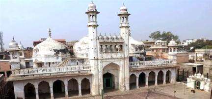औरंगज़ेब क्रूर नहीं था, उसने काशी में मंदिर नहीं तोड़ा: वाराणसी कोर्ट से मस्जिद समिति #ज्ञानवापी