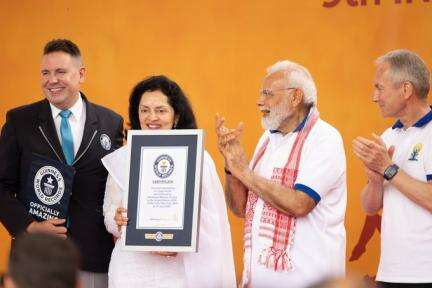 पीएम मोदी की अगुआई में अमेरिका में आयोजित योग दिवस के कार्यक्रम में बना गिनीज़ वर्ल्ड रिकॉर्ड #योग_दिवस
