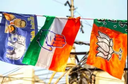 यूपी नगर निकाय चुनाव के शुरुआती रुझानों में 17 में से 14 सीटों पर बीजेपी के मेयर प्रत्याशी आगे #निकाय_चुनाव
