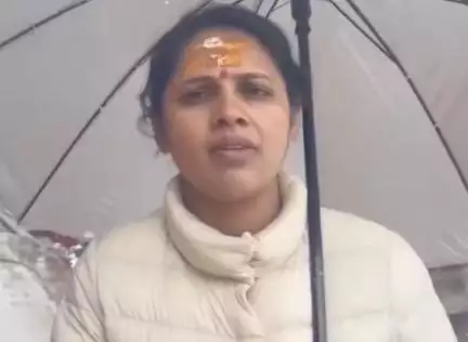 केदारनाथ में दोबारा शुरू हुई बर्फबारी, श्रद्धालुओं के लिए जारी की गई एडवाइज़री #केदारनाथ #चारधाम_यात्रा