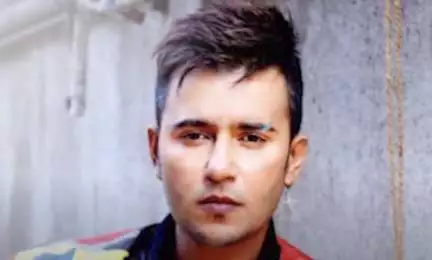 ऐक्टर आदित्य के निधन के बाद उनके घर से मिलीं दवाइयां, मुंबई पुलिस कर रही जांच #आदित्य