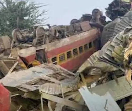 ओडिशा ट्रेन हादसे के बाद से हमें उनसे मिलने नहीं दिया जा रहा है: ट्रेन चालक का परिवार #रेल_हादसा