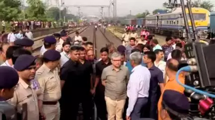 ओडिशा रेल हादसे की मूल वजह का पता लगा लिया गया है, जल्द ही खुलासा करेंगे: रेल मंत्री #ओडिशा_हादसा