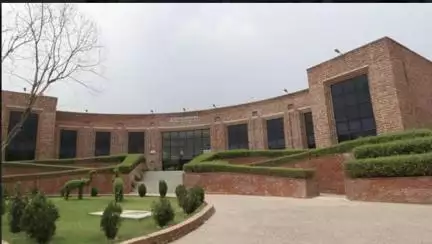 नशे में धुत लोगों ने दिल्ली के जेएनयू कैंपस में घुसकर की 2 छात्रों के अपहरण की कोशिश; केस दर्ज #जेएनयू