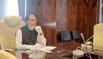 CM शिवराज ने मनासा में बने ऑक्सीजन प्लांट का किया उद्घाटन, 60 मरीज़ों की ऑक्सीजन आपूर्ति में है सक्षम #ऑक्सीजन_प्लांट