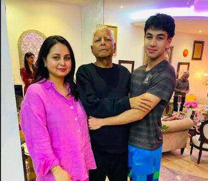 सिंगापुर से इलाज कराने के बाद आज भारत वापस आएंगे लालू यादव, बेटी ने ट्वीट कर दी जानकारी #लालू_यादव