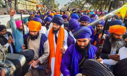 खालिस्तान समर्थक अमृतपाल सिंह को पुलिस ने 100 गाड़ियों से पीछा कर पंजाब से किया गिरफ्तार: रिपोर्ट्स #अमृतपाल_सिंह