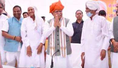 कांग्रेस ने लोगों को निर्भर बनाए रखा, BJP ने बनाया स्वाभिमानी: CM खट्टर #बीजेपी #खट्टर