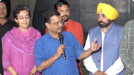 शराब नीति मामले में सीबीआई ने दिल्ली सीएम अरविंद केजरीवाल से की 9 घंटों तक पूछताछ #केजरीवाल #सीबीआई