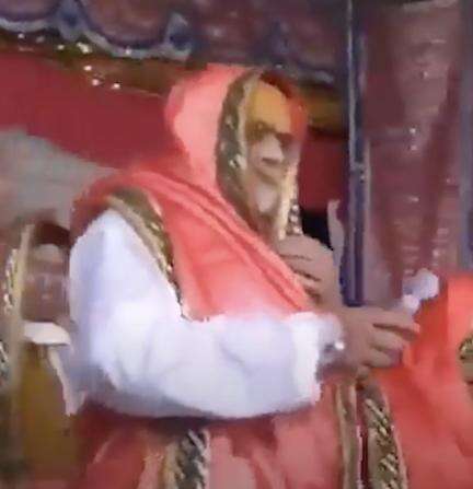 विदिशा में धार्मिक कार्यक्रम में 2 बीजेपी विधायकों ने लहंगा पहनकर किया डांस, वायरल हुआ वीडियो #वायरल_वीडियो #वायरल