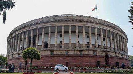 बजट सत्र के दोनों चरणों में लोकसभा की 34% व राज्यसभा की 24.4% उत्पादकता रही: सरकार #बजट_सत्र