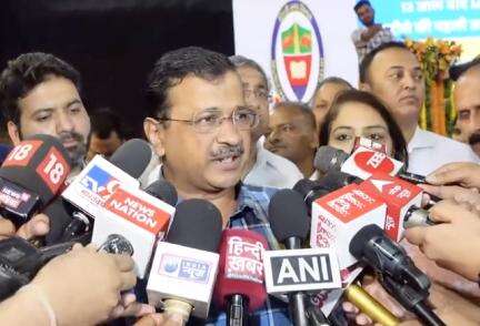 13 साल बाद पहली बार नगर निगम के कर्मचारियों को 1 तारीख को मिल रही है तनख्वाहः सीएम अरविंद केजरीवाल #नगर_निगम