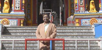राष्ट्रपति द्रौपदी मुर्मू ने उत्तराखंड में किए बदरीनाथ धाम के दर्शन, शेयर की तस्वीरें #राष्ट्रपति