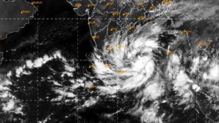 राज्य सरकारों के साथ संपर्क में है केंद्र: चक्रवाती तूफान 'मिचाउंग' को लेकर पीएम मोदी #तूफान