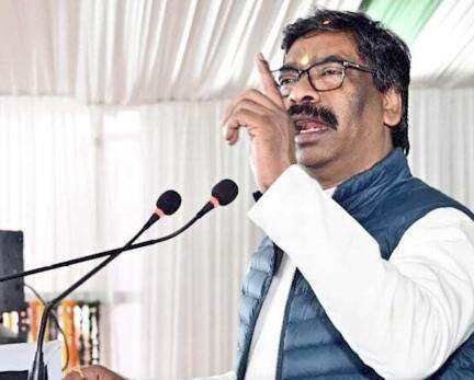 सीएम हेमंत सोरेन से ज़मीन घोटाला केस में पूछताछ करने के लिए उनके आवास पर पहुंची ईडी #हेमंत_सोरेन