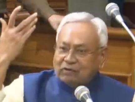 बिहार विधानसभा में केके पाठक को हटाने की मांग कर रहे विपक्षी विधायकों पर भड़के सीएम, कहा- वह सबसे ईमानदार हैं #नीतीश