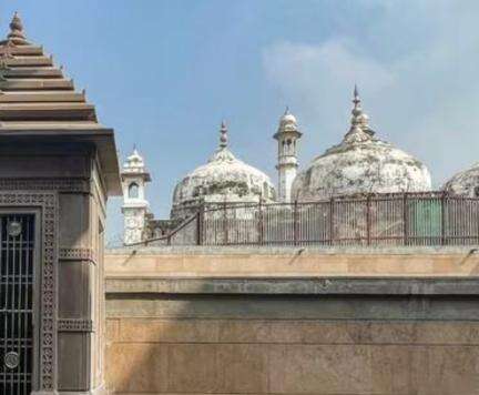 ज्ञानवापी मस्जिद के परिसर में जारी रहेगी पूजा, विरोध में दायर हुई याचिका हाईकोर्ट ने की खारिज #ज्ञानवापी_मस्जिद