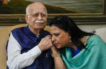 पूरा परिवार खुश है: लालकृष्ण आडवाणी को भारत रत्न दिए जाने के ऐलान पर उनकी बेटी प्रतिभा #आडवाणी #भारत_रत्न