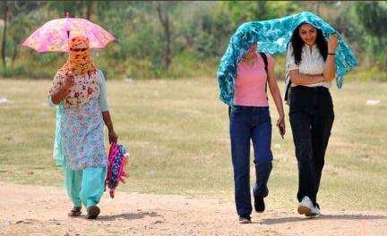 देश में 46°C तक अधिकतम तापमान पहुंचने के बीच 4 राज्यों में दर्ज हुई हीटवेव, सूची जारी #हीटवेव