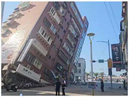 ताइवान में आया 7.4 तीव्रता का भूकंप, एक की मौत जबकि 50 से अधिक लोग घायल #भूकंप