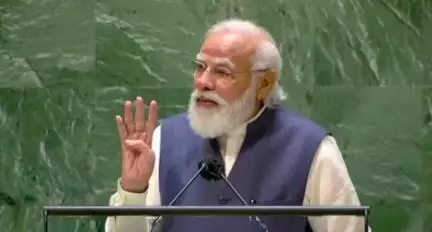 कभी स्टेशन पर चाय बेचने वाला लड़का आज चौथी बार संयुक्त राष्ट्र महासभा में भारत का प्रतिनिधित्व कर रहा है: PM मोदी #यूएन