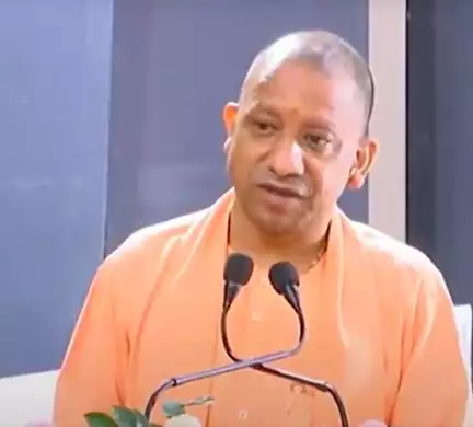 वंदे मातरम गाने पर अगर कोई सरकार, संगठन या संस्था रोक लगाती है तो उसे उखाड़ फेंकना चाहिए: CM योगी आदित्यनाथ #वंदे_मातरम