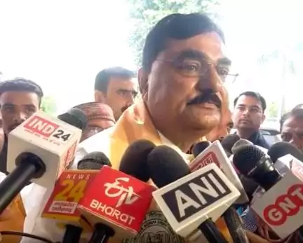 हम किसानों को कृषि कानून समझाएंगे, जब सब सहमत होंगे तो फिर कानून लाएंगे: कृषि मंत्री कमल पटेल #कृषि_कानून #कमल_पटेल