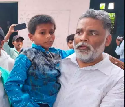 हमारी पार्टी सोनू को ₹50,000 की मदद कर रही है, आजीवन हम पढ़ने में करेंगे मदद: पप्पू यादव #शिक्षा_व्यवस्था