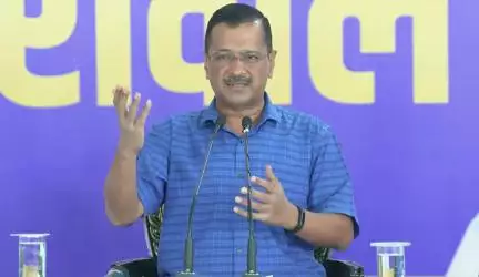 दिल्ली में MCD चुनाव से पहले सीएम केजरीवाल ने जारी की 'आप की 10 गारंटी' #राजनीति #एमसीडी_चुनाव