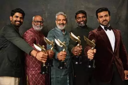 भारत को बेस्ट सॉन्ग कैटेगरी में पहला ऑस्कर दिलाने वाली पहली फीचर फिल्म: 'आरआरआर' की टीम #ऑस्कर #rrr