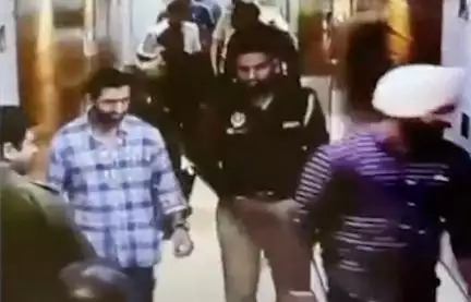 खालिस्तानी नेता अमृतपाल सिंह के सहयोगी व अभिनेता दलजीत कलसी को किया गया गिरफ्तार #अमृतपाल