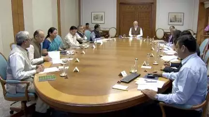 कोविड-19 संक्रमण के बढ़ते मामलों के बीच हुई उच्चस्तरीय बैठक में पीएम ने अधिकारियों को क्या-क्या निर्देश दिए? #कोरोना