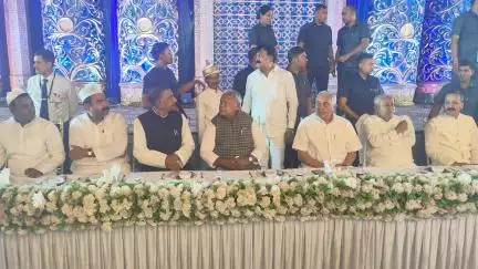 बिहार के सीएम नीतीश ने पटना में बाबा सिद्दीकी की इफ्तार पार्टी में की शिरकत, तस्वीरें आईं सामने #इफ्तार_पार्टी