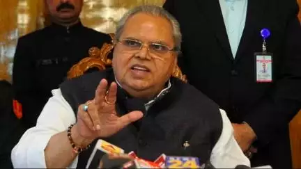 पुलवामा हमले के आरोपों के बाद CBI ने रिलायंस इंश्योरेंस रिश्वत मामले में सत्यपाल मलिक को भेजा समन #सीबीआई