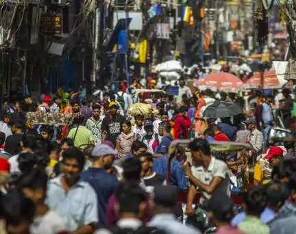 किन राज्यों में आई 2015-16 और 2019-21 के बीच गरीबी में सबसे तेज़ी से कमी? #गरीबी