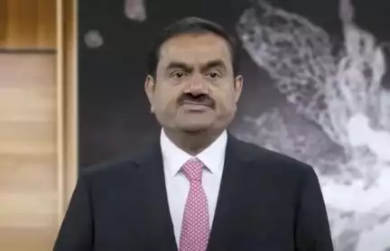 निवेशकों से अरबों जुटाए, किसी एजेंसी ने हमारी रेटिंग नहीं घटाई: हिंडनबर्ग संकट पर गौतम अदाणी #बिज़नेस #अदाणी
