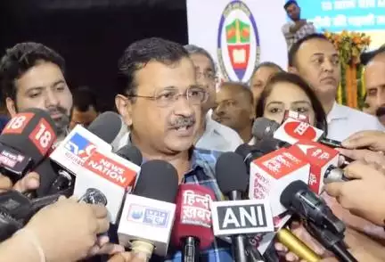 13 साल बाद पहली बार नगर निगम के कर्मचारियों को 1 तारीख को मिल रही है तनख्वाहः सीएम अरविंद केजरीवाल #नगर_निगम