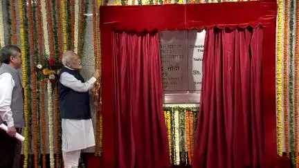 पीएम मोदी ने दिल्ली एयरपोर्ट मेट्रो एक्सप्रेस लाइन के एक्सटेंशन का किया उद्घाटन #दिल्ली_मेट्रो