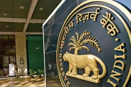 आरबीआई ने आईसीआईसीआई बैंक और कोटक महिंद्रा बैंक पर लगाया कुल ₹16.14 करोड़ का जुर्माना #आरबीआई