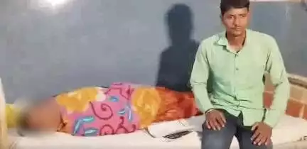 वैशाली के सरकारी अस्पताल में डॉक्टर ने ऑपरेशन के दौरान महिला के पेट में छोड़ा स्पंज #सरकारी_अस्पताल