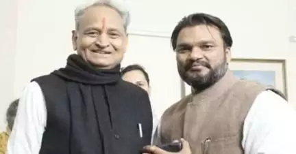 मैं भी लड़ना चाहता हूं विधानसभा चुनाव, कांग्रेस तय करे कहां से देगी अवसर: सीएम गहलोत के ओएसडी #चुनाव #गहलोत