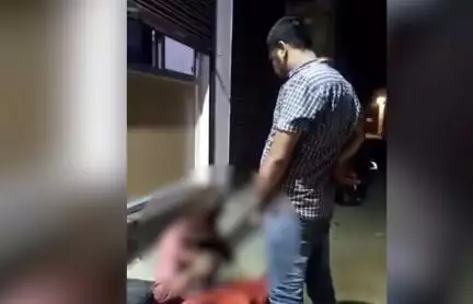 कोई काम नहीं देना चाहता है: एमपी में पेशाब कांड का पीड़ित आदिवासी मज़दूर #सीधी
