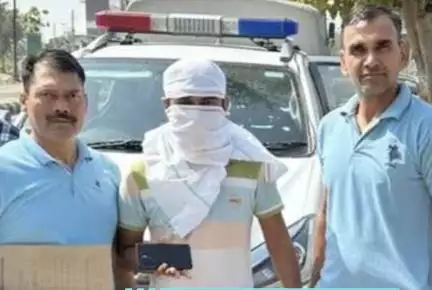 एल्विश यादव से ₹1 करोड़ फिरौती मांगने वाला शख्स हुआ अरेस्ट, पुलिस ने कहा- कम उम्र में काफी पैसे कमाना चाहता था #एल्विश