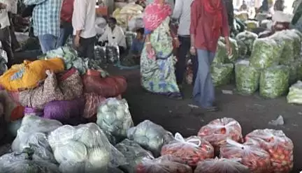 भारत की खुदरा महंगाई दर अक्टूबर में 4 महीने के निम्नतम स्तर 4.87% पर पहुंची #महंगाई